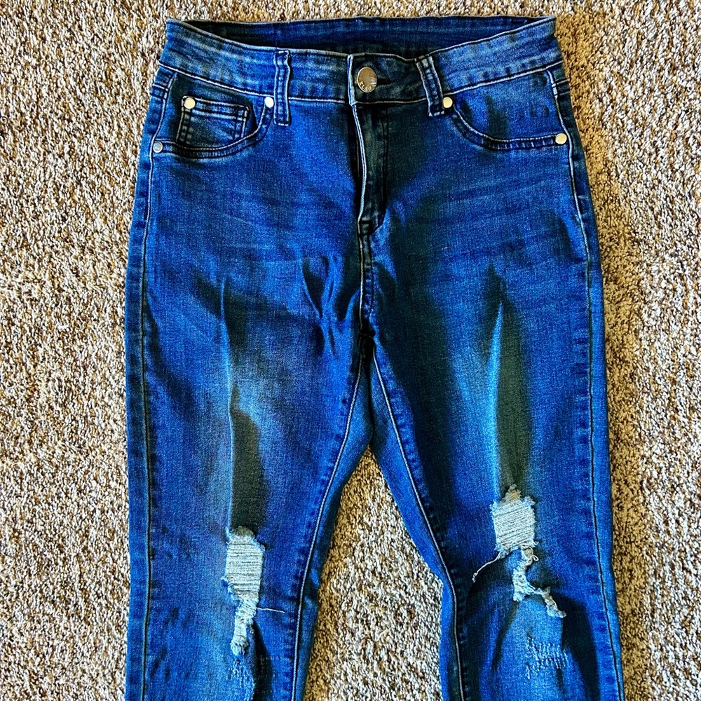 Elan high rise distressed skinny jeans
